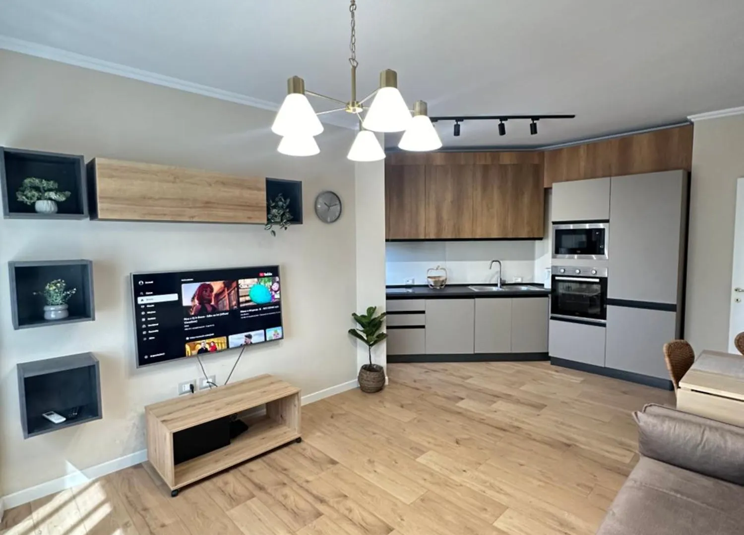 Eja Apartment 2 Tirana